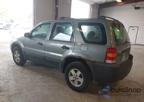 2007 Ford Escape Xls/Xls Manual z USA, uszkodzony, nr VIN 1FMYU92Z87KA84201